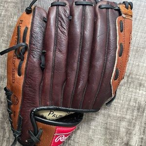 Rawlings baseball mitt